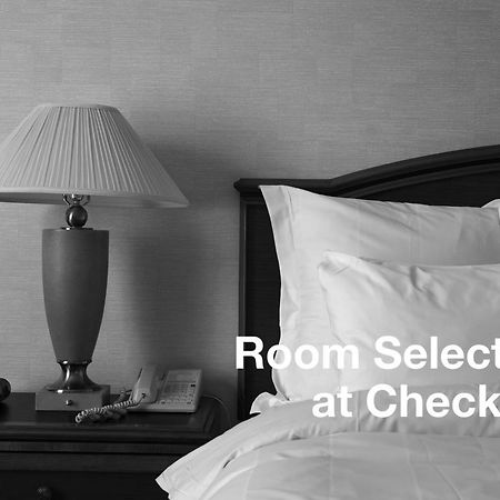 Hotel 7 Saisons Montreal Room photo